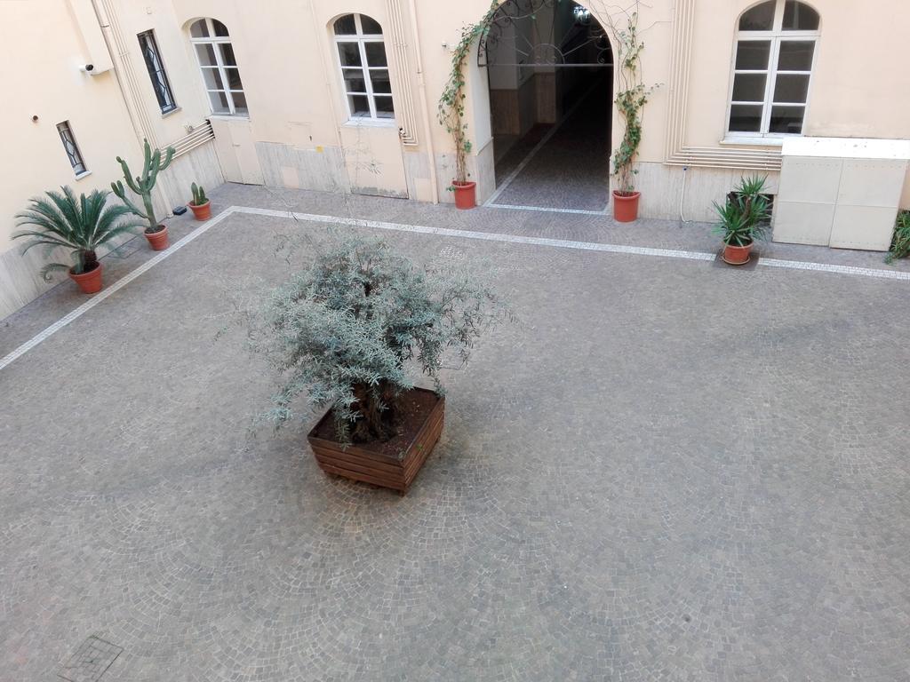 Laterano White Home - Colosseo Rome Exterior photo